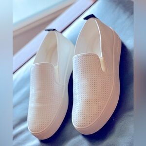 MICHAEL KORS LEATHER SLIP-ON NAPPA OPTIC WHT Size 9